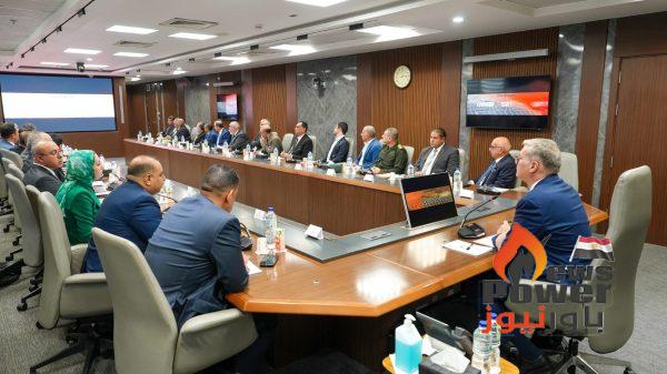 استمراراً لجهود التوسع في نشاط التعدين …وزير البترول والثروة المعدنية يعقد اجتماعاً موسعاً مع شركات التعدين