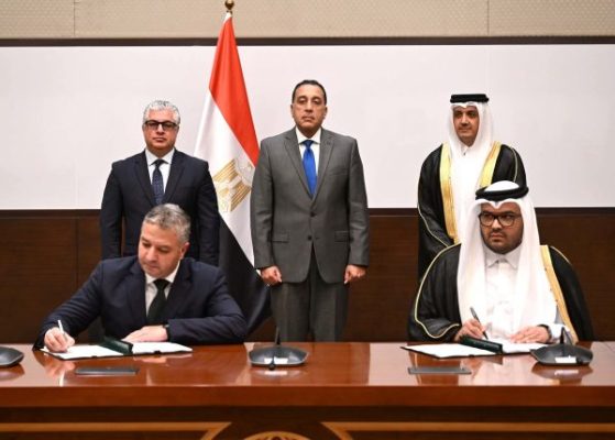 رئيس الوزراء يشهد توقيع عقد مشروع «المانع» القابضة لإنتاج وقود الطائرات المستدام بالسخنة باستثمارات 200 مليون دولار