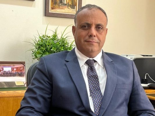 زيارة مفاجئة لرئيس هيئة البترول ونوابه لمقر شركة بتروسيلة