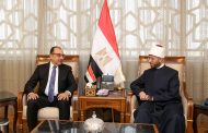 وزير الأوقاف يستقبل وزير قطاع الأعمال العام لبحث تعزيز التعاون والتكامل في عدد من المجالات