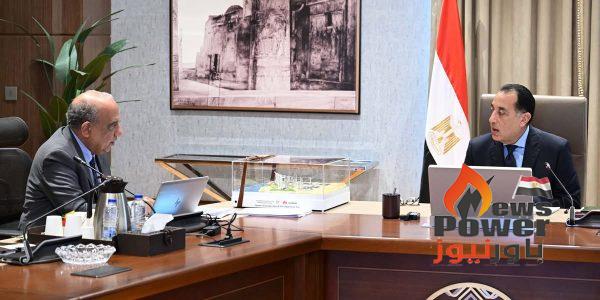 رئيس الوزراء يتابع الموقف التنفيذي لمشروعات الطاقة المتجددة