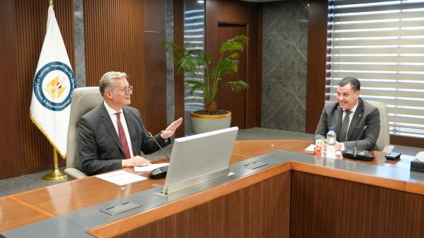 وزير البترول والثروة المعدنية يستعرض فرص دخول كارجاس إلى الدول العربية والإفريقية