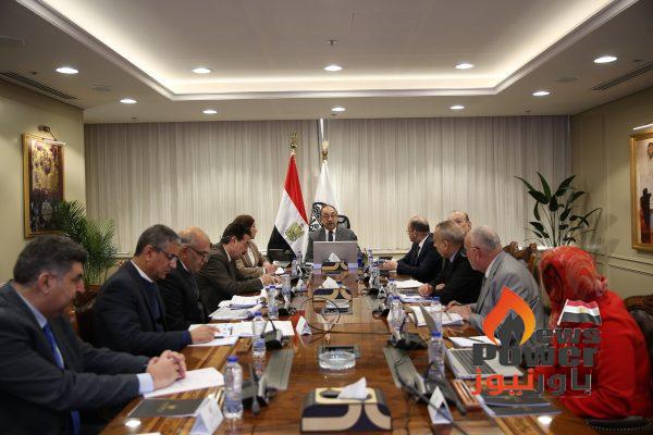 وزير قطاع الأعمال العام يتابع تقدم معدلات الإنجاز لمشروعات شركات المقاولات التابعة ضمن المرحلة الأولى من المبادرة الرئاسية 