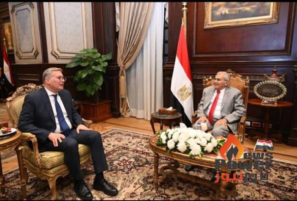 رئيس مجلس الشيوخ يبحث مع وزير البترول تعزيز التنسيق المؤسسي ودعم خطط التنمية بقطاع الطاقة