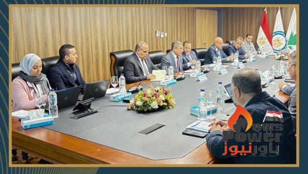 وكيل أول وزارة البترول للإنتاج ووكيل الوزارة للاستكشاف يتابعان خطط تعظيم إنتاج واحتياطيات الشركة الفرعونية
