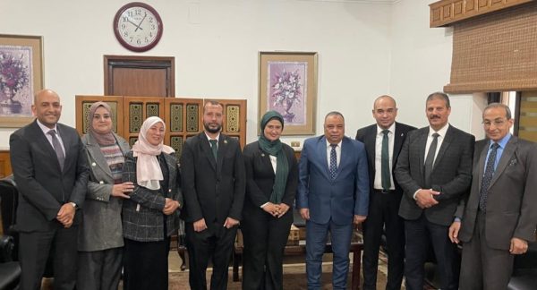 بالصور …عبدالشافى يستقبل خريجي الدفعة 41 من برنامج إعداد القادة