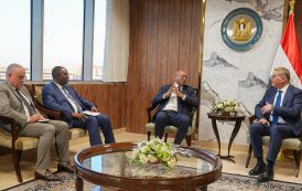 لبحث فرص الاستثمار والتمويل .. وزير البترول والثروة المعدنية يستقبل نائب رئيس مؤسسة التمويل الدولية