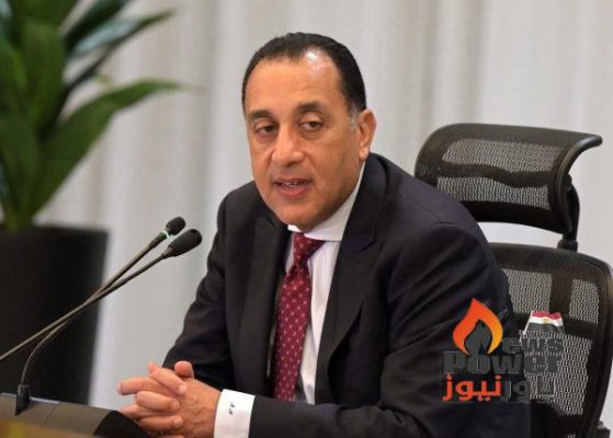 رئيس الوزراء يتابع مع وزير البترول والثروة المعدنية موقف الاحتياطيات من المواد البترولية وانتظام تأمين الامدادات