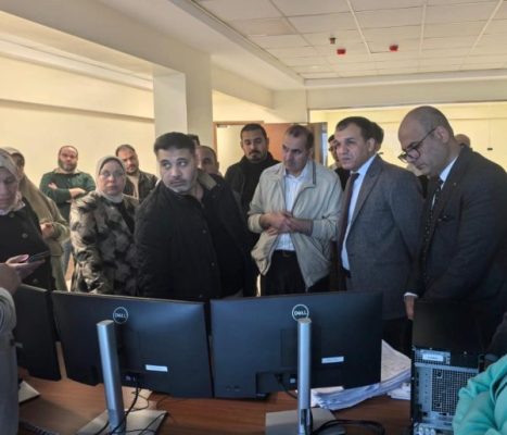 الدستاوي يتفقد مركز التحكم الآلي بدمياط ويؤكد: التحول الرقمي أولوية ورفع كفاءة الأداء ضرورة
