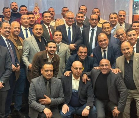 تكريم يليق بمسيرة عطاء .. الشئون الإدارية بـ«غاز مصر» تكرّم سامي عبد الباري في حفل إفطار بدار المدفعية