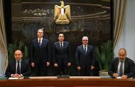 رئيس مجلس الوزراء يشهد توقيع عقد مشروع 