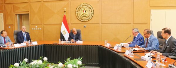 وزير الكهرباء يبحث مع وفد الدوما الروسي تعزيز التعاون في الطاقة المتجددة ومتابعة مشروع الضبعة