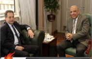 وزير الكهرباء والطاقة المتجددة يبحث مع سفير فرنسا بالقاهرة سبل دعم وتعزيز فرص الشراكة والتعاون فى مجالات الكهرباء والطاقات المتجددة ودعم وتطوير وتحديث الشبكة الموحدة