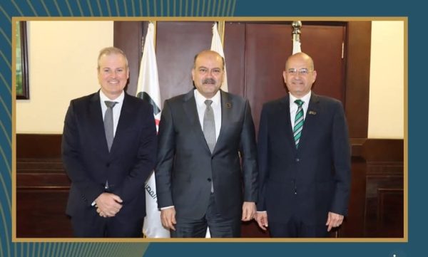 المصرية لوقود الطيران المستدام توقع عقد الرخصة التكنولوجية لإنتاج وقود الطائرات المستدام مع هانيويل مصر