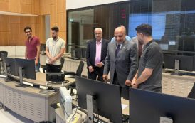 وزير الكهرباء يقضي أول أيام العيد داخل مركز التحكم القومي لمتابعة استقرار الشبكة وتأمين التغذية الكهربائية