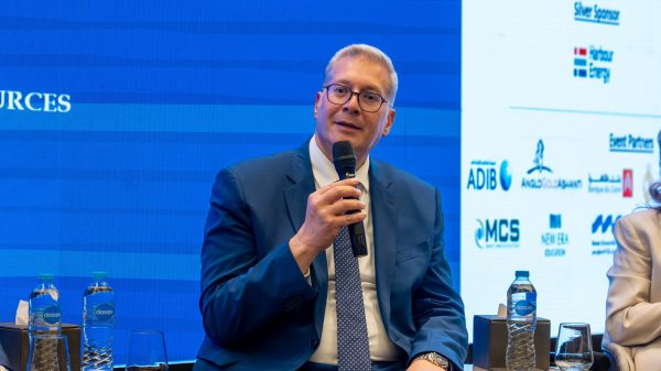 بدوي خلال الندوة الاستراتيجية للجمعية المصرية البريطانية للأعمال يعلن : تسوية مستحقات الشركاء الأجانب بالكامل نهاية الشهر المقبل