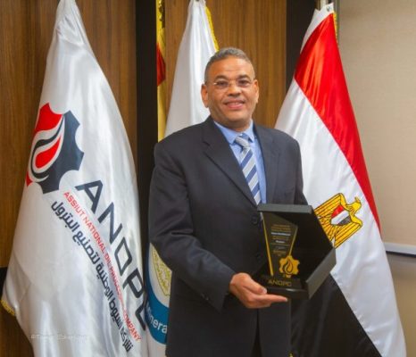 أنوبك تنعى ناصر أبو المعارف مدير عام مساعد الخدمات المساعدة بالشركة