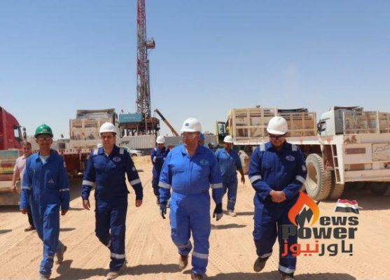 في زيارة غير معلنة .. المهندس معتز عاطف يواصل زيارة بعض مواقع الإنتاج في الصحراء الغربية ويشهد افتتاح مصيف القصر الخاص بالشركة