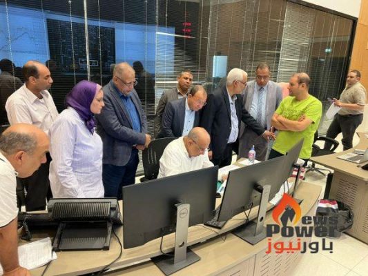 وزير الكهرباء يتابع تشغيل الشبكة القومية من مركز التحكم: الأحمال تبلغ 36.6 ألف ميجاوات وخطة متكاملة لتأمين التغذية خلال الصيف