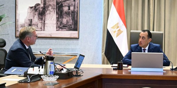 مدبولي يتابع مع وزير البترول نتائج التحركات الخارجية وخطة تكثيف الاستكشاف خلال 2026