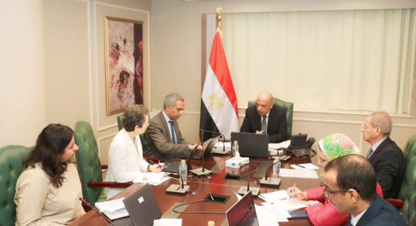 وزير الكهرباء والبنك الدولي يبحثان إنشاء صندوق ضمانة لتمويل مشروعات الكهرباء والطاقة المتجددة وتعزيز استثمارات القطاع الخاص
