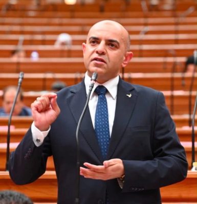 محمد الحداد: تقييم أداء وزارة البترول يجب أن يستند إلى الأرقام والحقائق لا إلى الانطباعات