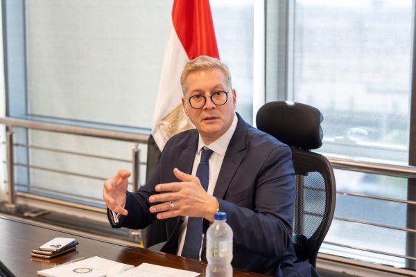 عاجل.. بدوى يصل إلى موقع الشركة الفرعونية للبترول ببورسعيد