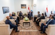 وزير البترول يبحث مع «هاليبرتون» زيادة الإنتاج بأساليب الحفر الأفقي والتكسير الهيدروليكي