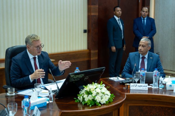 وزير البترول يشيد بجهود الوطنية للتكرير والبتروكيماويات 