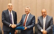 الوسطاني تحتفل بالمهندس حازم حافظ لبلوغه قمة العطاء الوظيفي