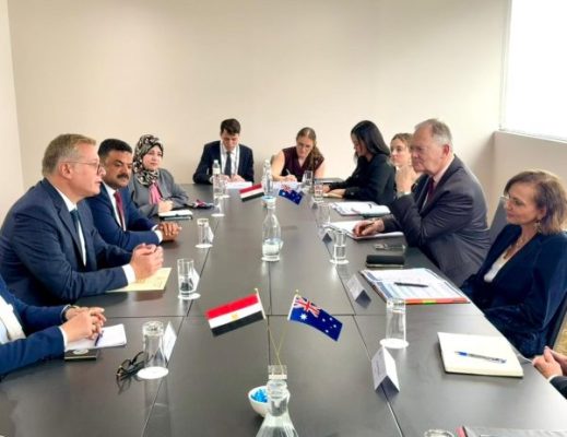 وزير البترول يبحث مع وزيرة المشروعات الصغيرة والتنمية الدولية والشؤون متعددة الثقافات الأسترالية تعزيز الشراكة في التعدين وجذب استثمارات جديدة إلى مصر