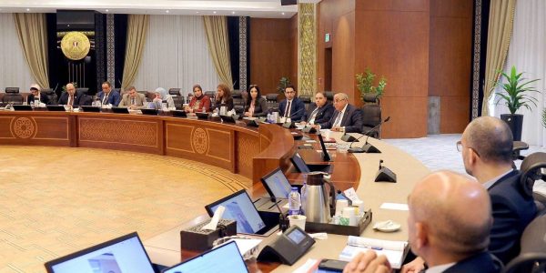 الدكتور هاشم السيد : استعدادات لطرح 23 شركة بالبورصة المصرية وفقًا للضوابط والمعايير المنظمة بعد قيدها مؤقتا