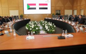 وزير الكهرباء يبحث مع نظيره السوداني إعادة تأهيل الشبكات ومحطات التوليد واستكمال خط الربط المصري السوداني