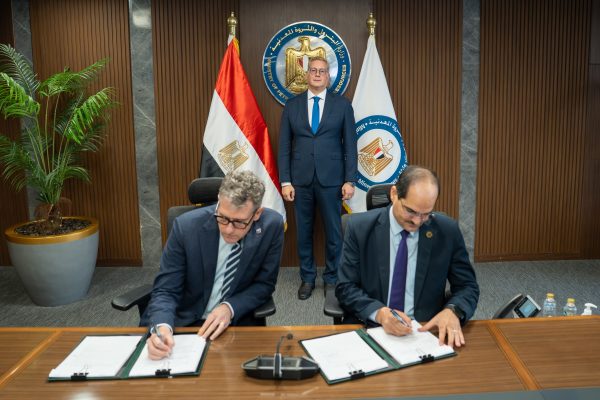 استثمارات بـ 88 مليون دولار.. اتفاقية بين «إيجاس» و«شيفرون» للتنقيب عن الغاز والزيت بالبحر المتوسط