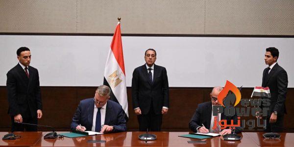 رئيس الوزراء يشهد توقيع بروتوكول تعاون بين وزارتي البترول والاستثمار لتعزيز التكامل في الترويج للفرص الاستثمارية بقطاعات البترول والغاز والتعدين